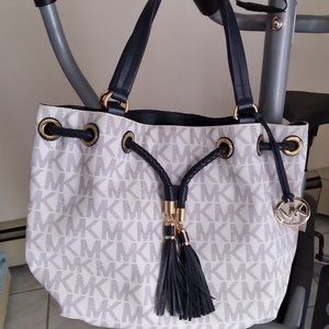 Michael Kors Navy blue and white signature bag